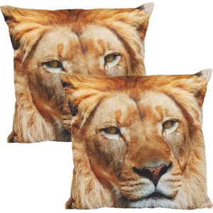 Set van 2x stuks woon sierkussen leeuw foto print 40 x 40 cm - Leeuwprint dieren kussen - Woonaccessoires