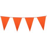 10x stuks oranje Holland plastic groot formaat vlaggetjes/vlaggenlijnen van 10 meter. Koningsdag/supporters feestartikelen en versieringen