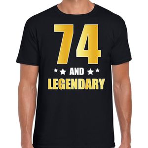 74 and legendary verjaardag cadeau t-shirt / shirt - zwart - gouden en witte letters - voor heren - 74 jaar  / outfit
