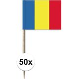 50x Cocktailprikkers RoemeniÃÂ« 8 cm vlaggetje landen decoratie - Houten spiesjes met papieren vlaggetje - Wegwerp prikkertjes