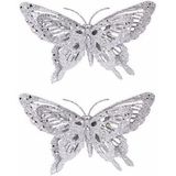 2x Kerstboomversiering zilveren glitter vlinder op clip 15 cm - Kerst decoratie vlinders zilver 2 stuks
