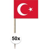 50x Cocktailprikkers Turkije 8 cm vlaggetjes - Landen vlaggen feestartikelen en versieringen