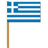 4x stuks luxe zwaaivlag Griekenland 30 x 45 cm op houten stok - Feestartikelen en versieringen