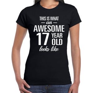 Awesome 17 year - geweldig 17 jaar cadeau t-shirt zwart dames -  Verjaardag cadeau