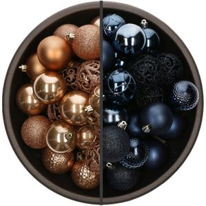 Bellatio Decorations Kerstballen mix - 74-delig - camel bruin en donkerblauw - 6 cm - kunststof