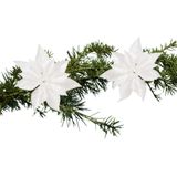Kerstboom bloemen op clip - 2x stuks - wit - kunststof - 18 cm