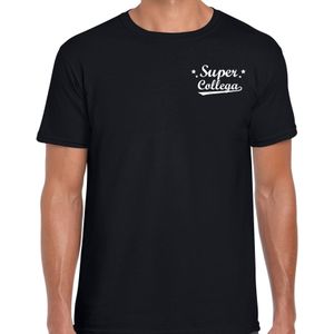 Super collega cadeau t-shirt zwart op borst - heren - kado shirt  / verjaardag cadeau / bedankje