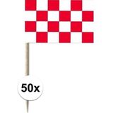 50x Cocktailprikkers Noord Brabant 8 cm vlaggetje provincie decoratie - Houten spiesjes met papieren vlaggetje - Wegwerp Carnaval prikkertjes