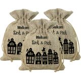 Pakket van 12x stuks mini Sinterklaas jute cadeau zakken Welkom Sint en Piet print - Strooizak met koord - 18 x 25 cm