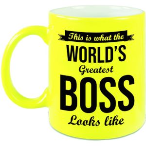 What the worlds greatest boss looks like cadeau mok / beker 330 ml - neon geel - verjaardag / bedankje - cadeau baas / bazin