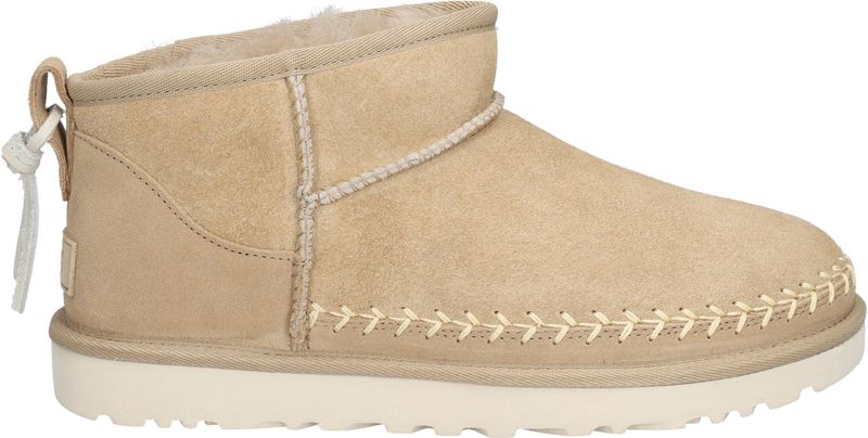 UGG - Classic Ultra Mini Biarritz - Enkellaars - Mustard Seed